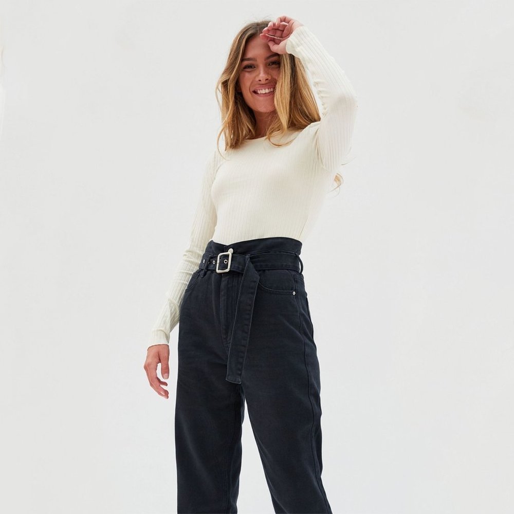 High-Waist Black Paperbag Jeans with Belt